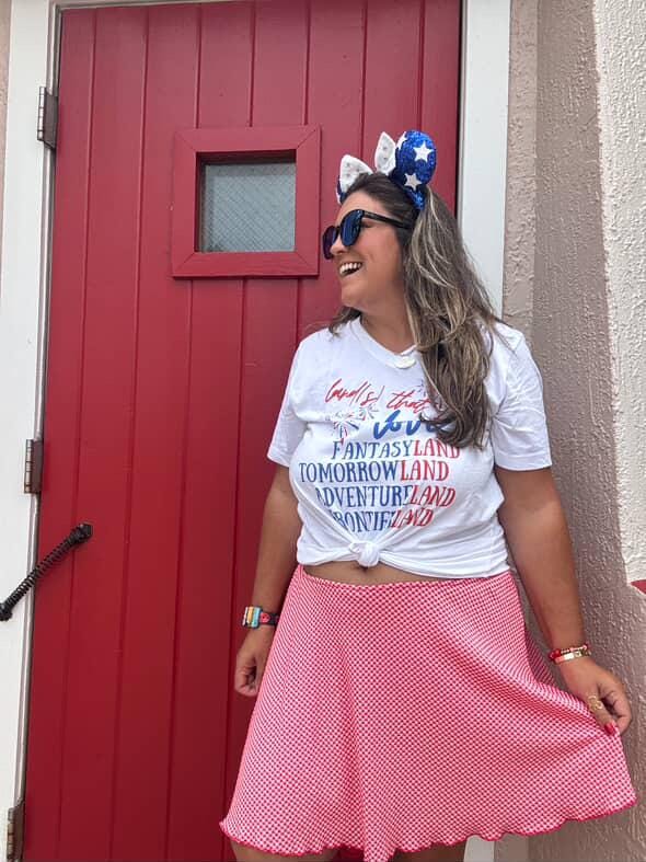 Disney Land(s) That I Love Bella Canvas V-Neck T-Shirt